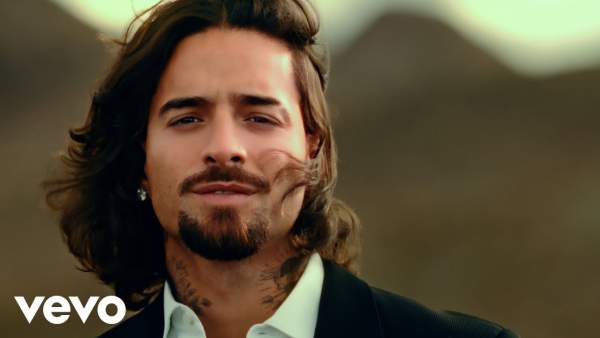 Contrato Lyrics - Maluma