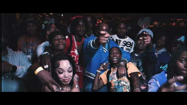 SUVY THEATERS Lyrics - Fivio Foreign