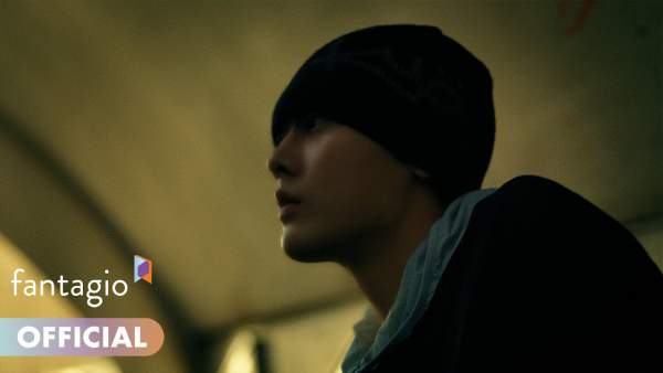 Dive Lyrics - YOON SAN HA (윤산하)