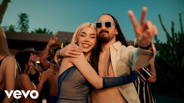 REPLAY LYRICS - KENIA OS, STEVE AOKI