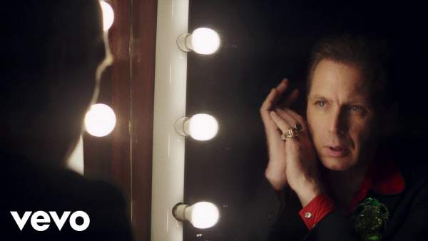 AUDACIOUS LYRICS - FRANZ FERDINAND