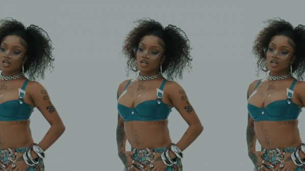 Hollon Lyrics - GloRilla