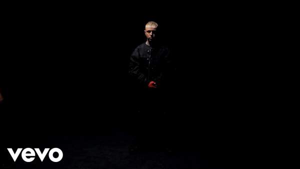 MEZZE VERITÀ LYRICS - LAZZA
