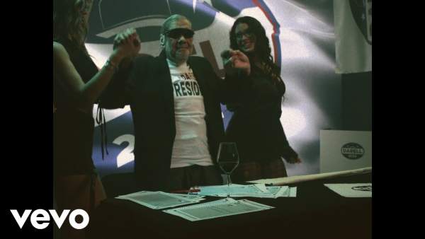 Momentos Lyrics - Darell