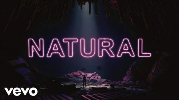 NATURAL LYRICS - JHAYCO