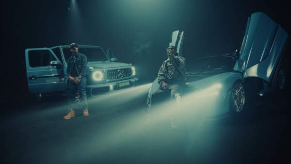 Outros Corpos Lyrics - Orochi, Veigh
