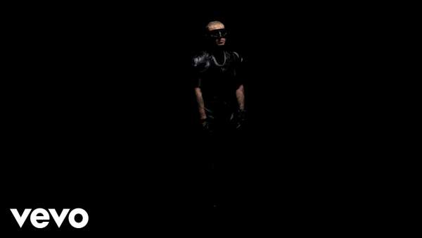 SAFARI LYRICS - LAZZA