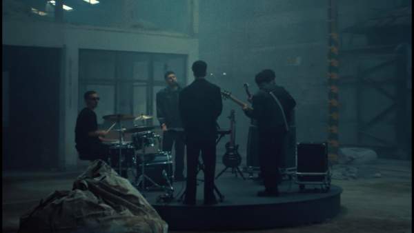 SEVMEYİ DENEMEDİN LYRICS - BLOK3