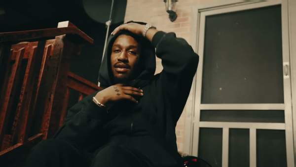 90 Mg Lyrics - Skrilla