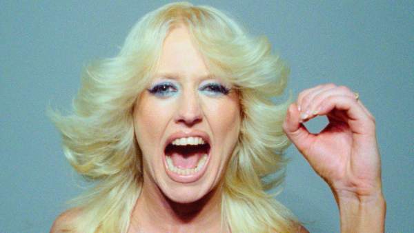 Jerkin’ Lyrics - Amyl and the Sniffers