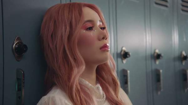 Somersaulting Lyrics - LIL TAY