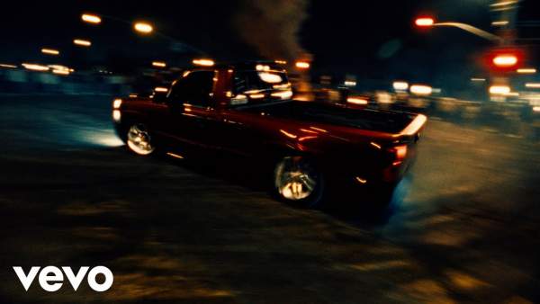 VISTO CARO Lyrics (English Translation) - Becky G