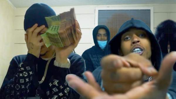 Computers Lyrics - Casper TNG, DThang, Streameum
