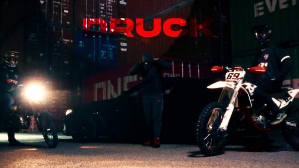 Druck Lyrics - Koushino