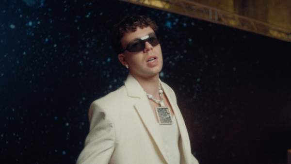EL ESTRIBILLO Lyrics - Quevedo