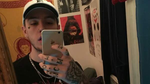 Nesting Lyrics - Lil Peep