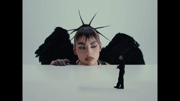 SATIROLOGÍA Lyrics (English Translation) - Kidd Voodoo