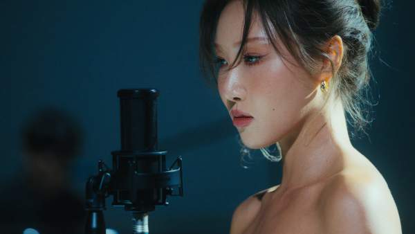 Star Lyrics - HWASA (화사)