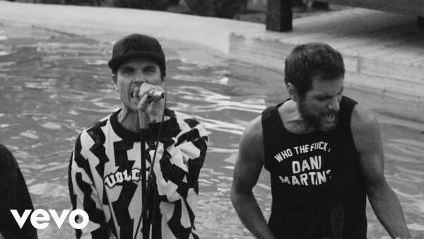 Surfista Lyrics - Dani Martín