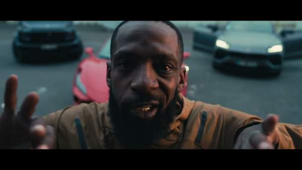 WeLaRue 10 (Casino Royale) Lyrics (English Translation) - DA Uzi