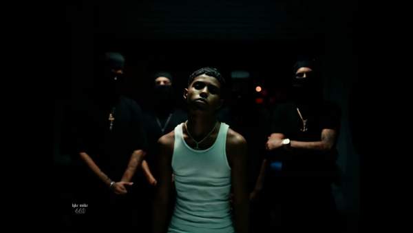 440 Lyrics - Myke Towers