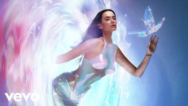 HAS A HEART Lyrics - Katy Perry