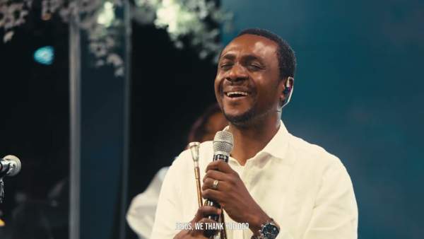 Baba We Thank You O Lyrics - NATHANIEL BASSEY