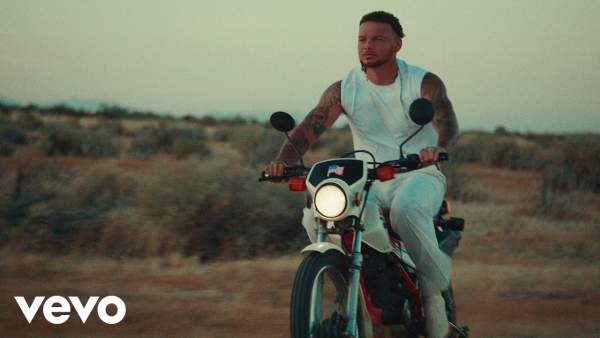Things We Quit Lyrics - Kane Brown