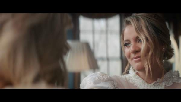 Those Kind Of Women Lyrics - Lauren Alaina