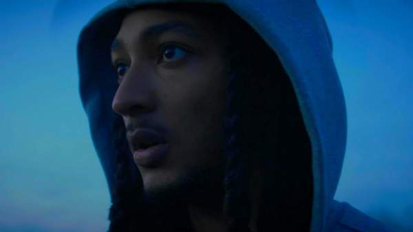 Un peu de retenue Lyrics - THÉODORT