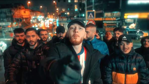 AKTIV Lyrics - Batuflex, ERAY067, MANSUR TUR
