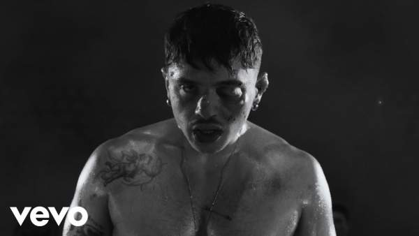 Balorda nostalgia Lyrics - Olly