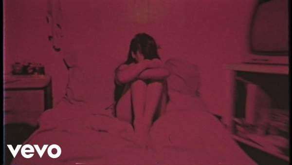 Con uno sguardo Lyrics - Jake La Furia