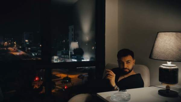 Pelerin şarkı sözleri Lyrics - Taladro