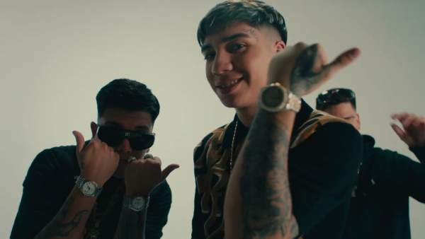 Shorty Lyrics (English Translation) - Jairo Vera, Miky Woodz, Casper Mágico