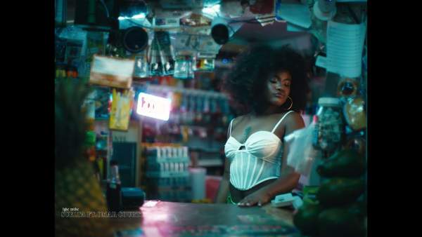 SUELTA Lyrics - Myke Towers