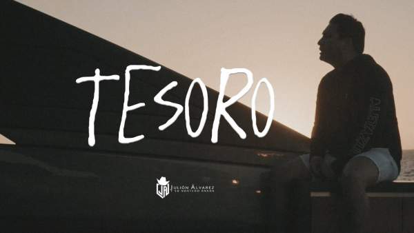 Tesoro Lyrics - Julión Álvarez y su Norteño Banda