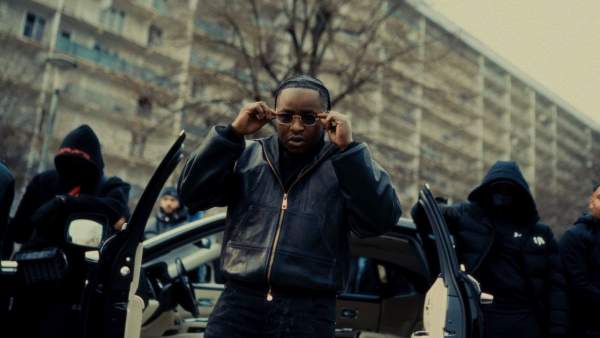 Wow Lyrics - Landy