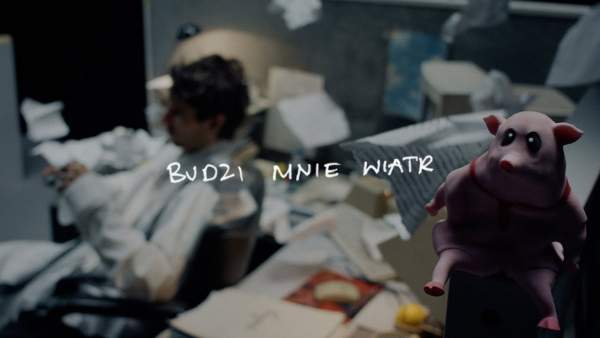Budzi Mnie Wiatr Lyrics - Kuban