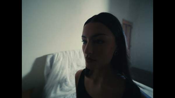 FRÍO (Interludio) Lyrics - Kidd Voodoo