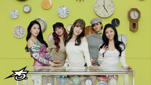 Magic Clock Lyrics - f5ve
