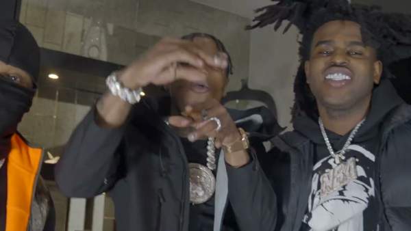 She A Demon Lyrics - YoungBoy Never Broke Again