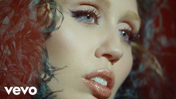 Something Beautiful Lyrics - Miley Cyrus