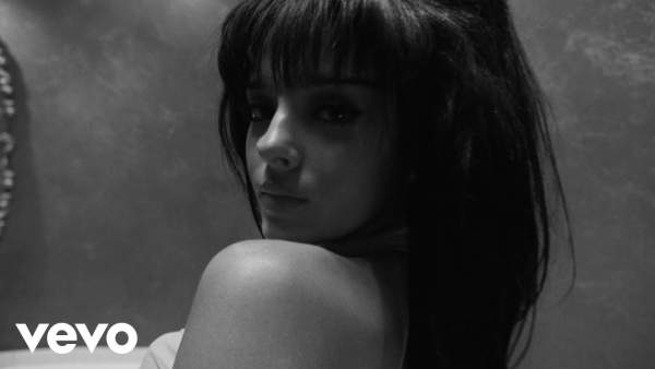 Blue Strips Lyrics - Jessie Murph