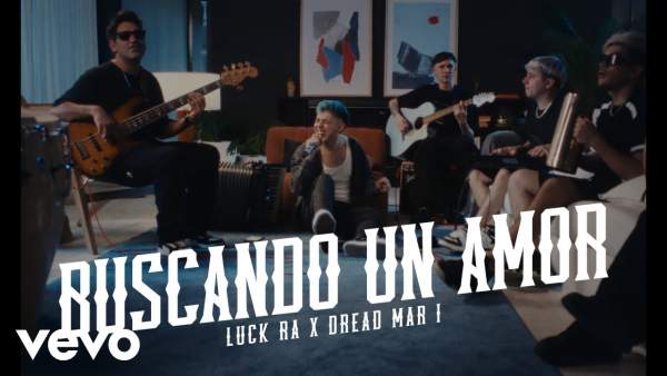BUSCANDO UN AMOR Lyrics (English Translation) - Luck Ra, Dread Mar I