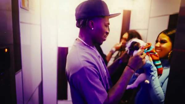 Regular Type Lyrics - Nino Paid, Chow Lee