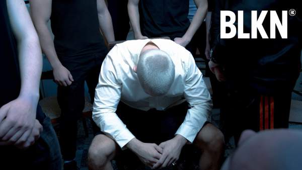 Gde je Bog? Lyrics - Relja
