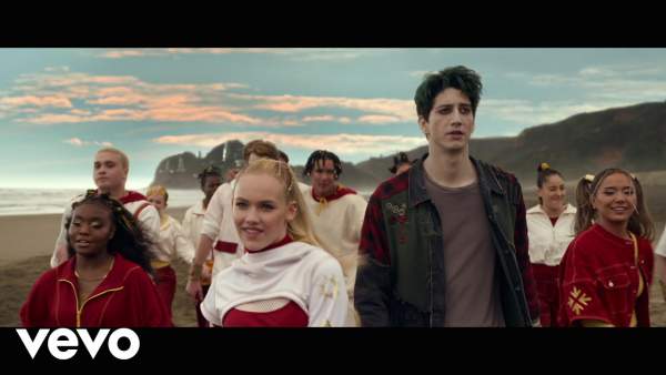 The Place To Be Lyrics - Milo Manheim, Meg Donnelly