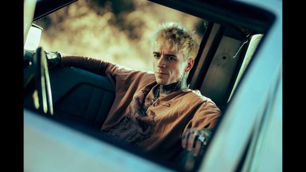 WILD HORSE Lyrics - Phix