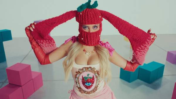 Gameboy Lyrics (English Translation) - ARIA BELA